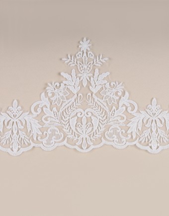 TWILLA BORDER LACE BEADED IN WHITE
