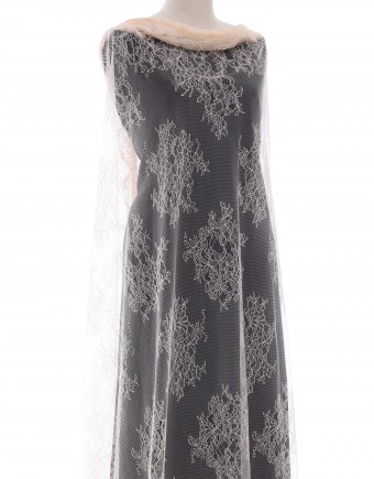 NOREEN FRENCH LACE (DES 6) IN PEACH