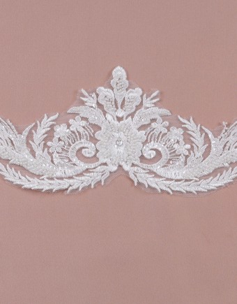 ANNE BORDER LACE BEADED IN WHITE