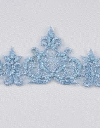 DAHLIA BORDER LACE BEADED IN ICE BLUE