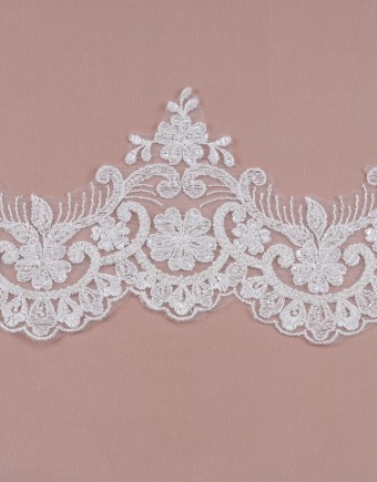 LIVIA BORDER LACE BEADED IN WHITE