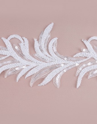 DOLIE BORDER LACE IN WHITE