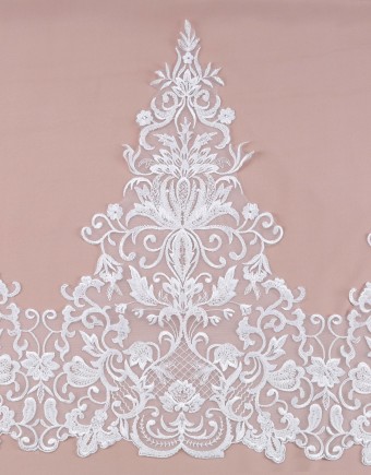AIZZA FLOWER PATCH IN WHITE