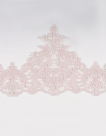 TWILLA BORDER LACE BEADED IN BABY PINK