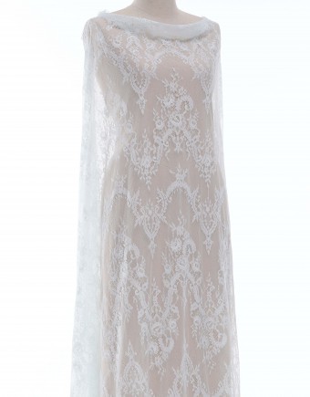 OLIN FRENCH LACE (DES 5) IN WHITE