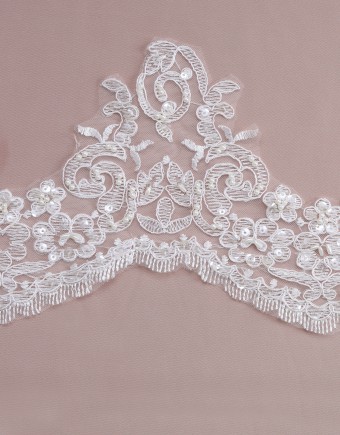 GRACE BORDER LACE BEADED (DES 3) IN WHITE