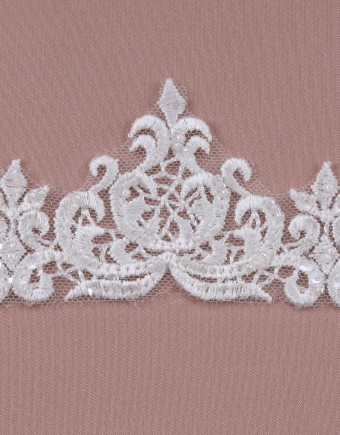 DAHLIA BORDER LACE BEADED IN WHITE