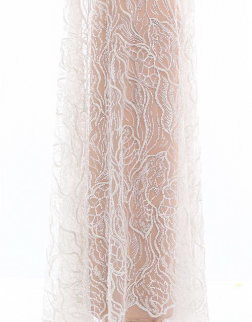 LILLY BEADED LACE IN OFF WHITE