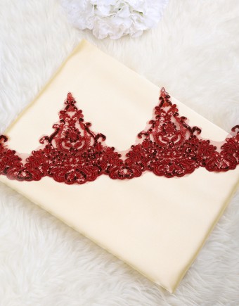 BORDER LACE BEADED (DES 2) IN RED